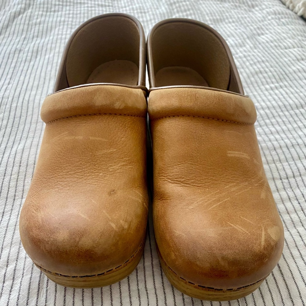 Danskos Professional Honey Clog - Size 41